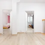 Appartamento Duplex Near The Airport By Renters Varsavia