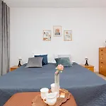 Duplex Near The Airport By Renters Appartamento *