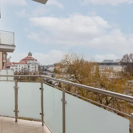 Duplex Near The Airport By Renters Lejlighed