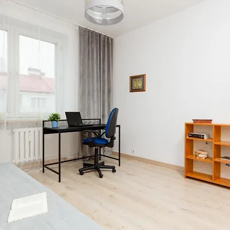 Lägenhet Duplex Near The Airport By Renters Warszawa