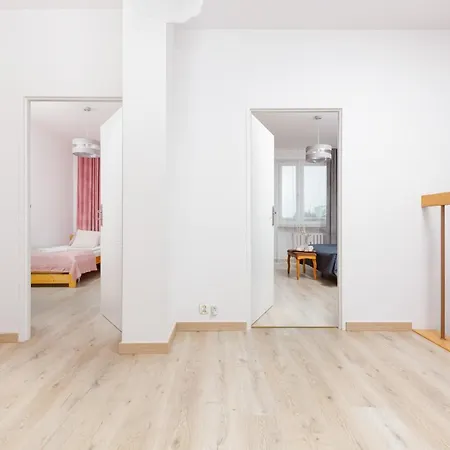Appartamento Duplex Near The Airport By Renters Varsavia